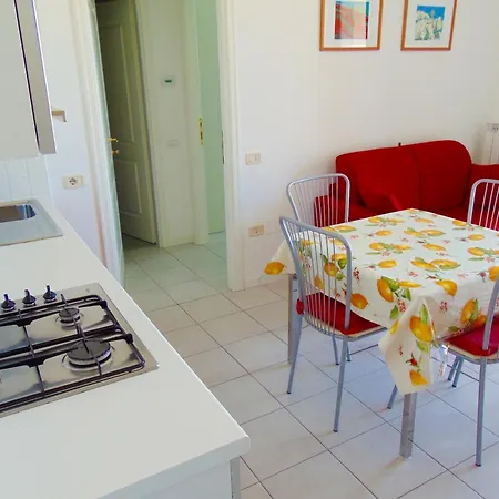 N059 - Numana, Nuovo Bilocale Con Terrazzo * نومانا